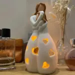 Figurine Candle Holder Embrace Mother Daughter Flickering Light tag1