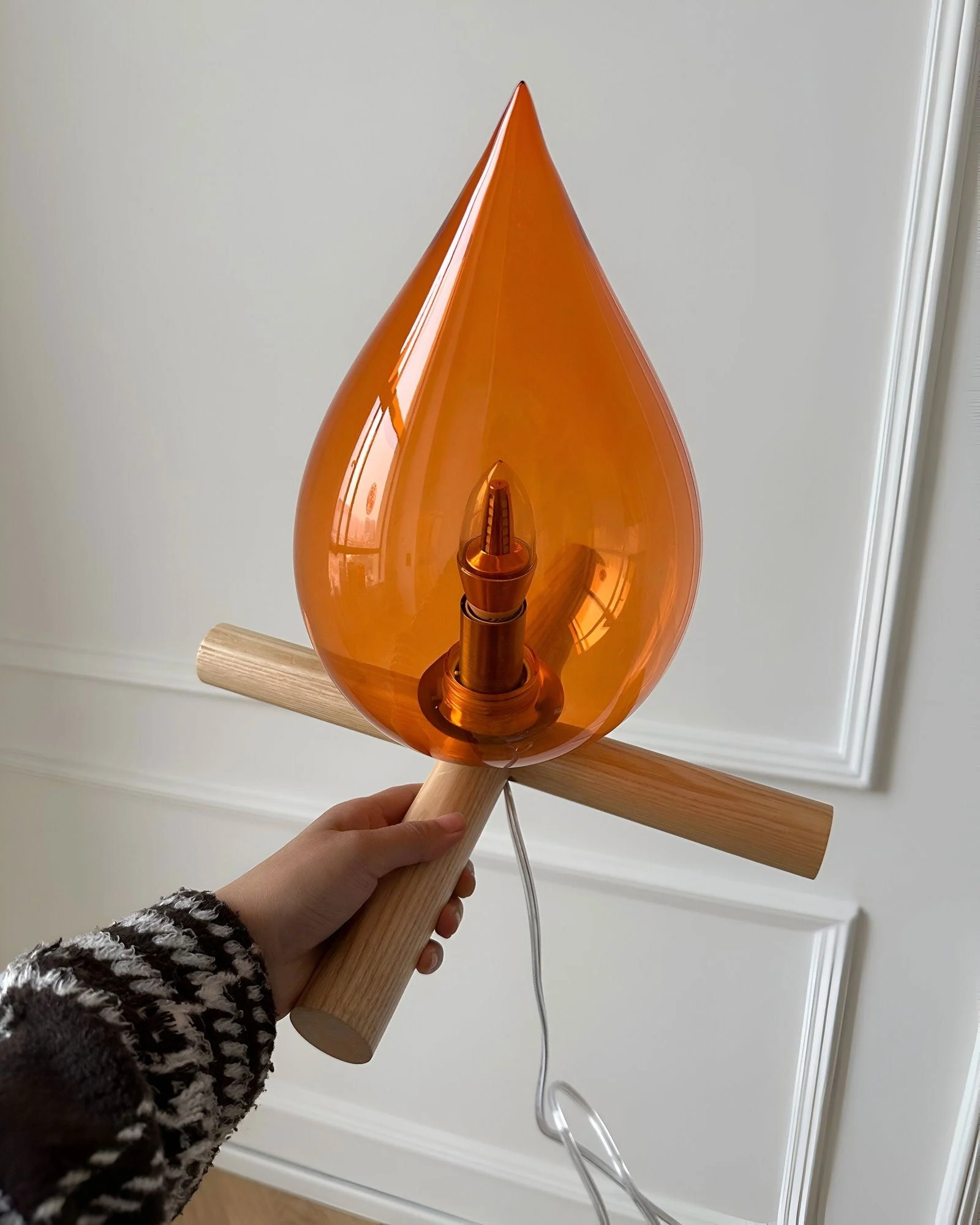 FireFlare Table Lamp - Campfire Flame Lamp LED with Wooden Base -  - #tag1#