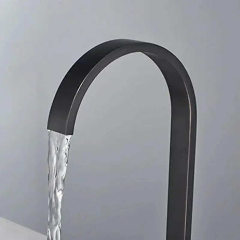 Flat Kitchen Tap Made of heavy solid brass tag1