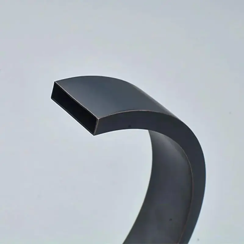 Flat Kitchen Tap Made of heavy solid brass tag1