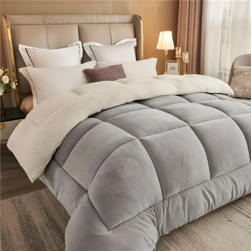 FleeceComforter Fluffy reusable bedding for ultimate luxury and coziness in bed tag1