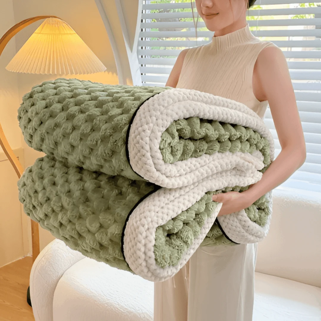 FleeceDream Premium Plush Fleece Blanket - warm and comfortable for couch, bed, and travel -  - #tag1#