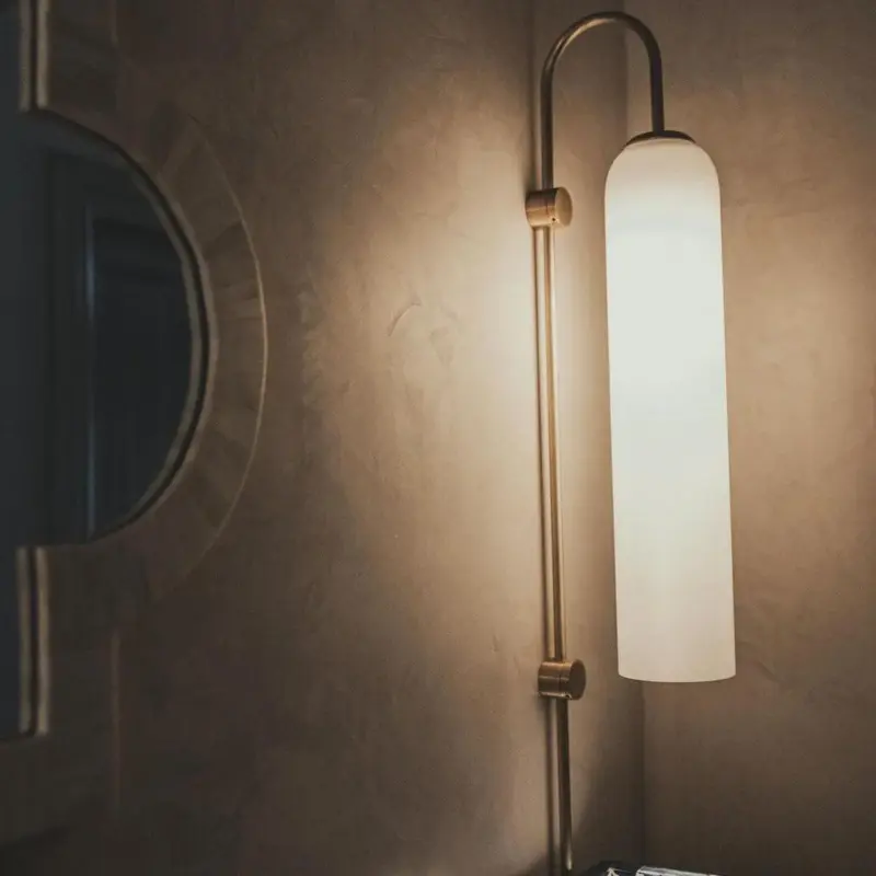 Float Wall Lamp