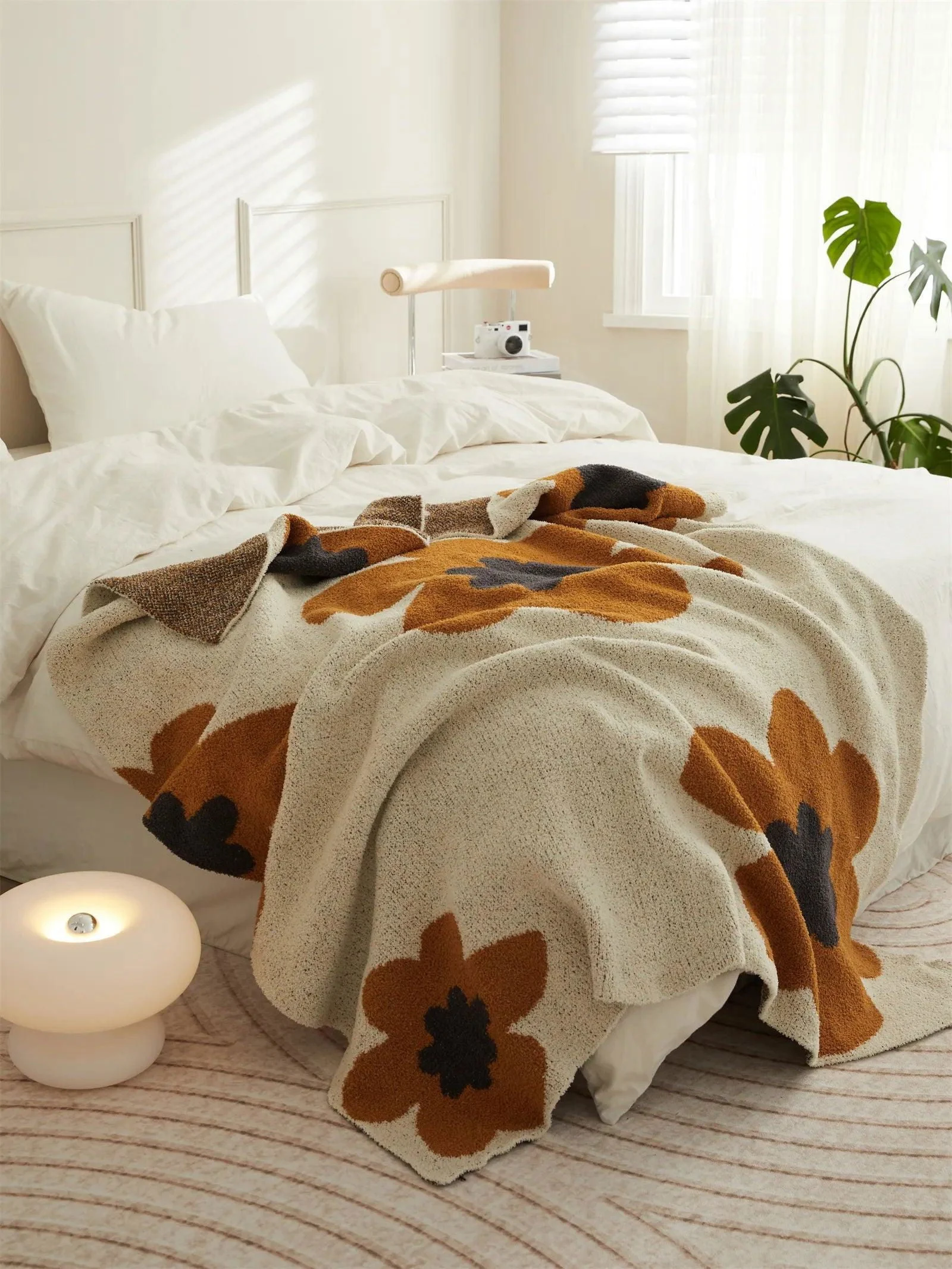 Floral Knitted Microfiber Throw Blanket -