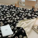 Fluffy Floral Plush Thickened Blanket tag1