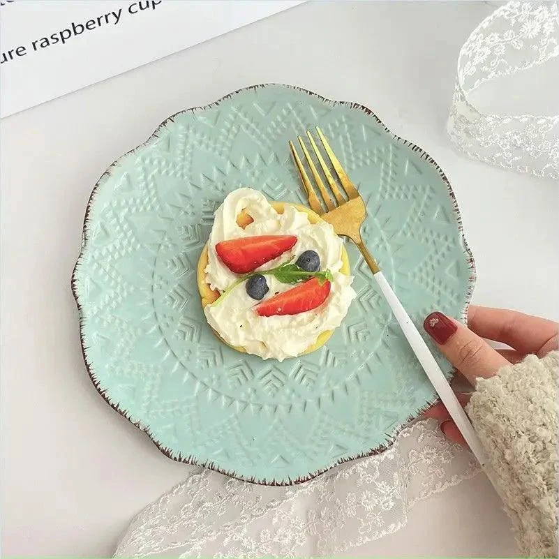 SavorSwirl - Ceramic Dessert Plate - ISTANBULLU LTD