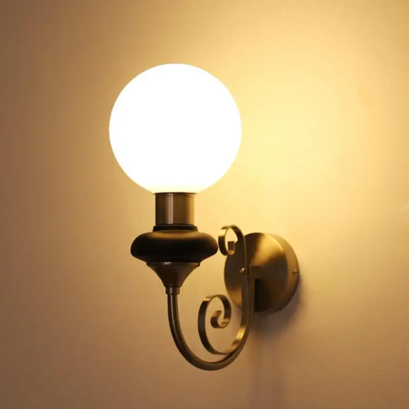 FrenchRetroGlass1 LightWallSconce 16 776bce2f 8909 4b0e 812c ba9c1ab11ac9