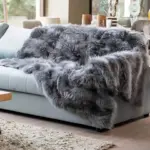 Fur Blanket tag1