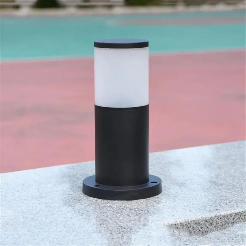GardenGlow Outdoor Path Lighting Lamp tag1