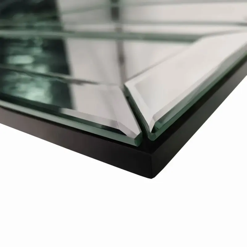 Genoveva Mirror