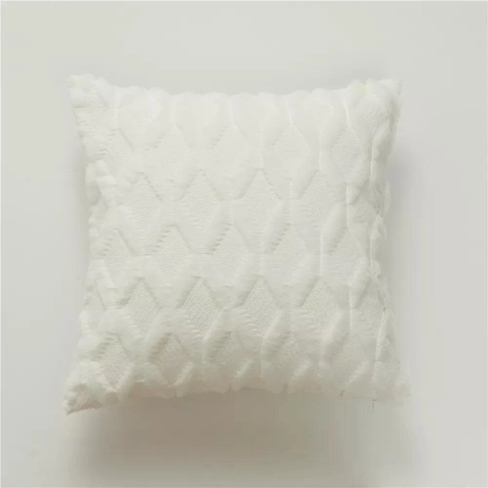 Geometric Cushion Cover for Stylish Sofa Décor -
