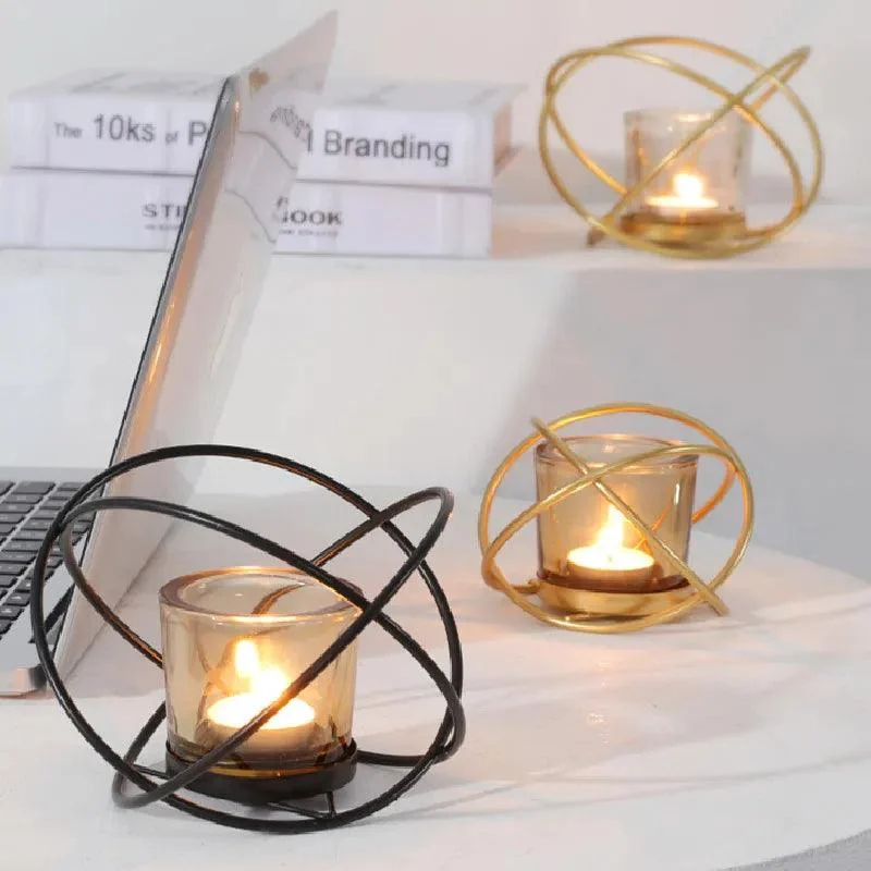 Geometric Gold Candelabrume: Romantic Table Decor -