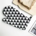 Geometric_Oven_Glove_-_-4194073 Geometric Oven Glove