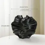 Geometric Wavy Pattern Porcelain Vase tag1