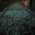 GloMinerals Dark glowing pebbles