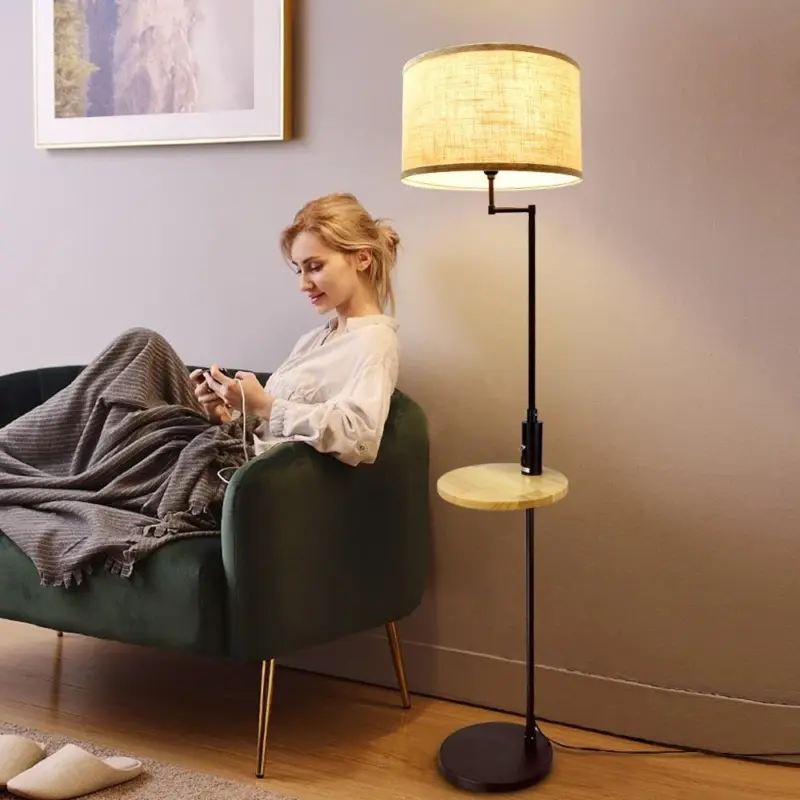 GoldFloorLamp4 2156ea31 f2be 432c 8771 b80681fd4f3c