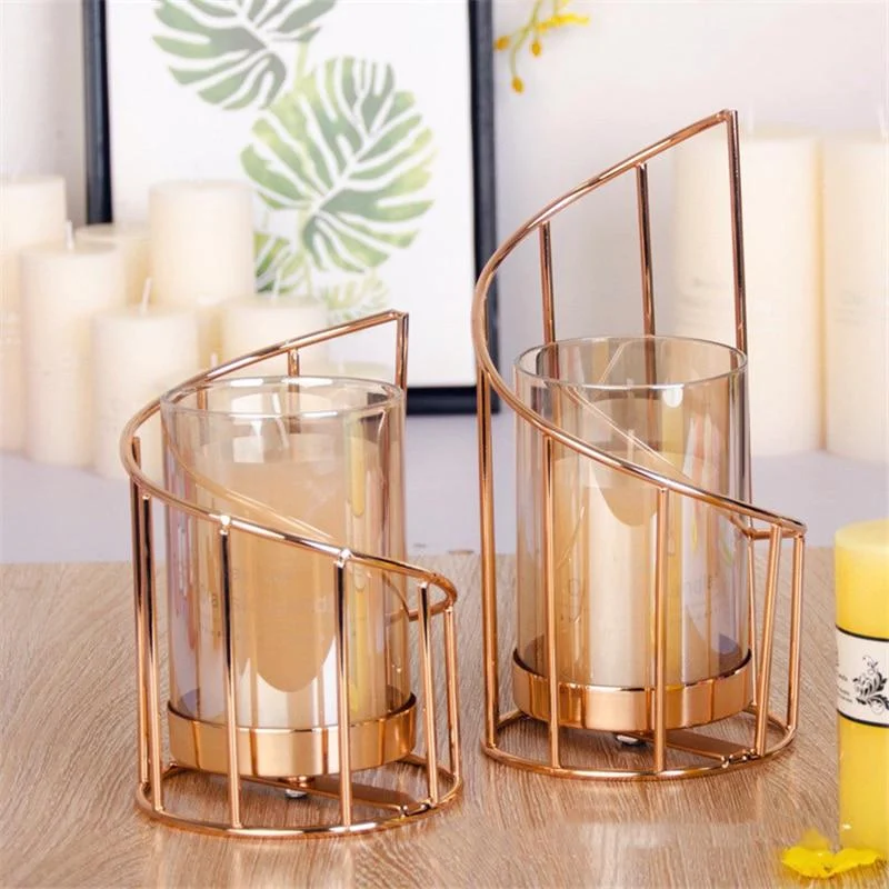 Golden Iron Candle Holder European Geometric Candlestick Romantic Crystal Candle Cup Home Decoration Table Decoration