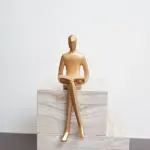 GoldenGeometricSittingStatue Homeko1