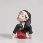 Gorgeous Girl Statue