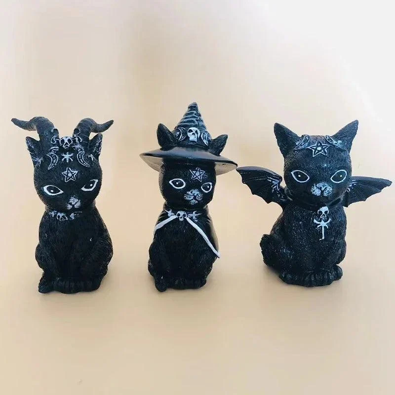 Gothic Cat Statue: Halloween Magic Decor Craft -