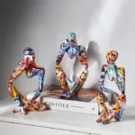 GraffitiBookshelfThinker Homeko3
