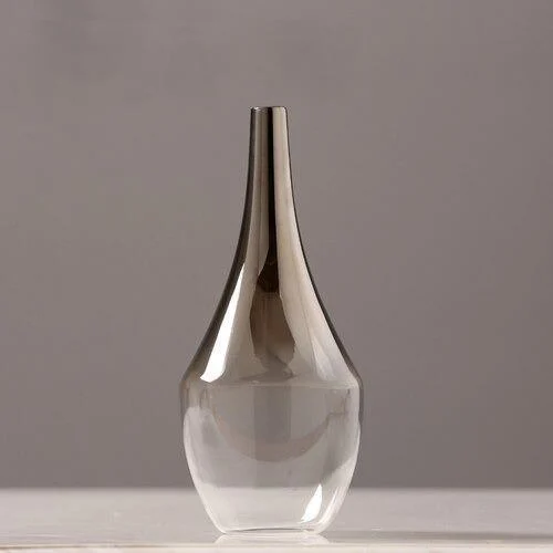 Gwyneth Vase -