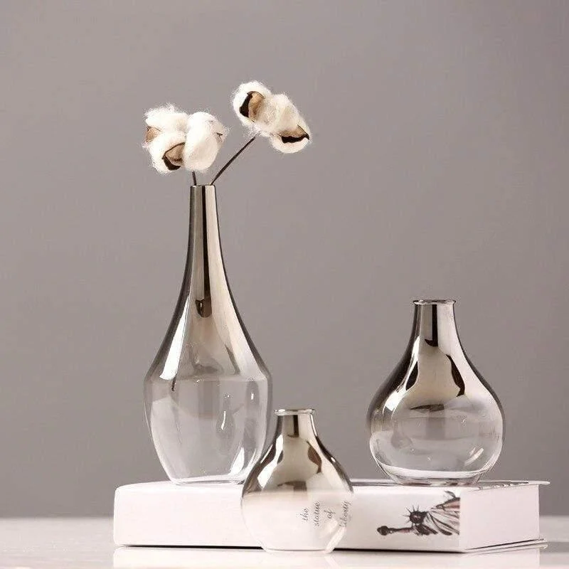 Gwyneth Vase -