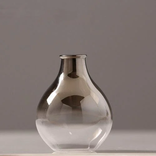 Gwyneth Vase -