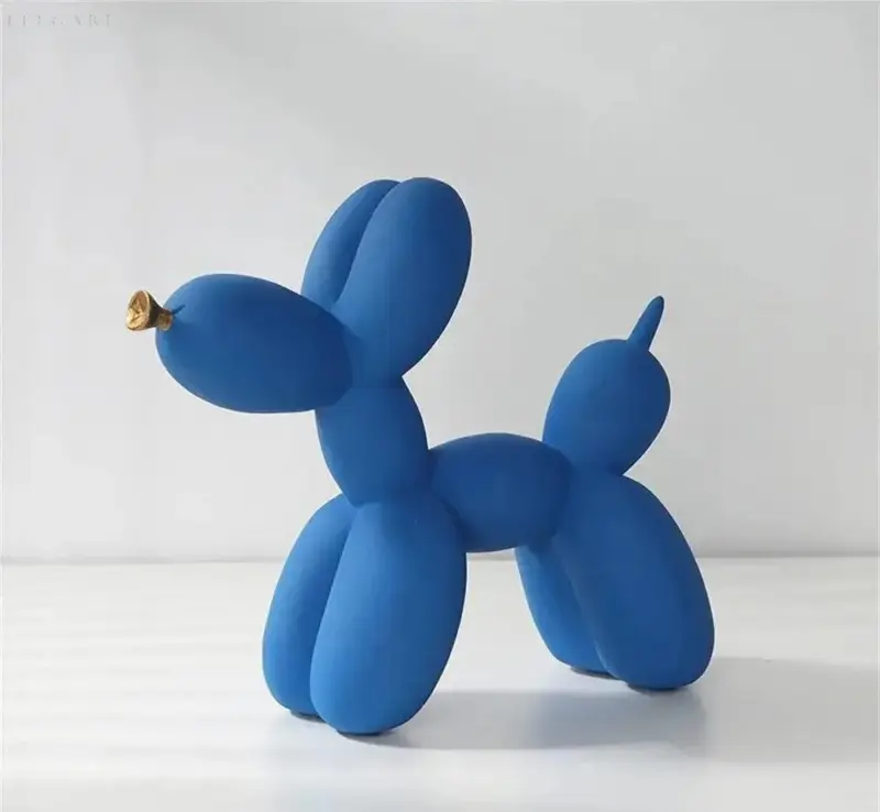 Haku Balloon ornament with gold snout tag1