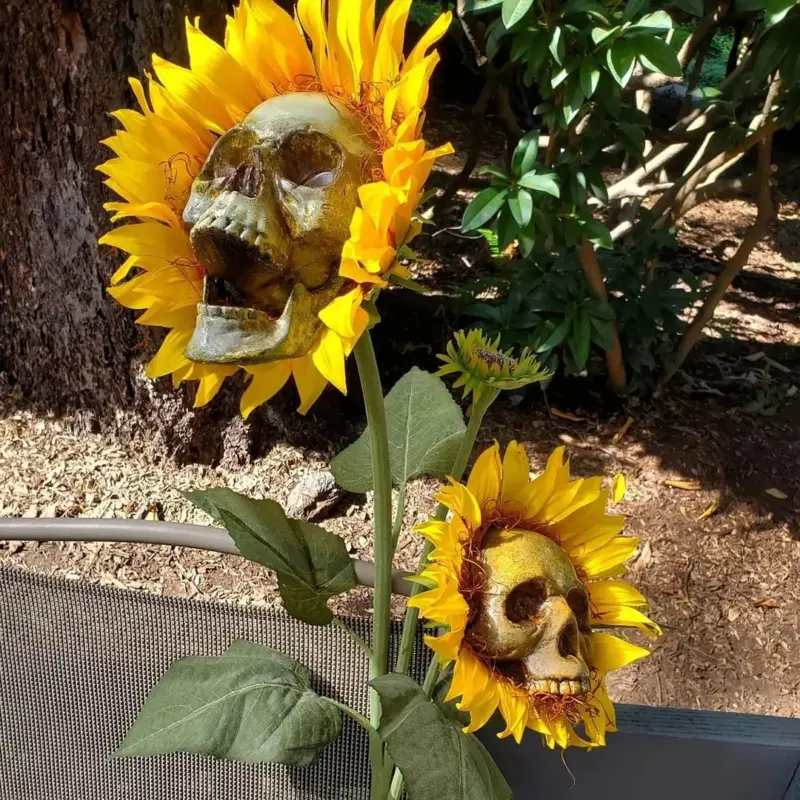 Halloween Decor Skull Sunflower Outdoor Sunflower Decorative Stake tag1