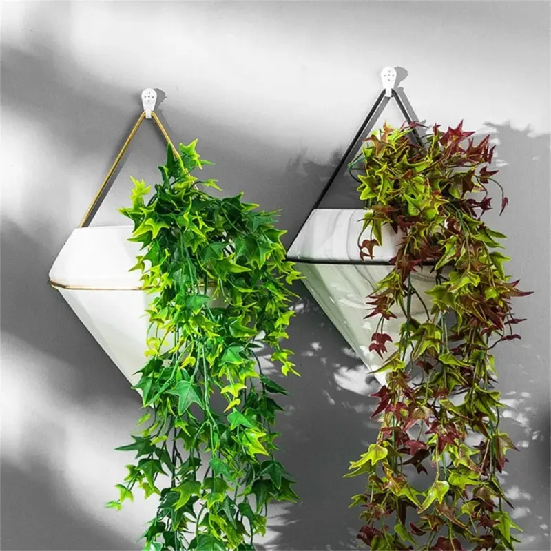 Hanging_Triangle_Pot_-_-_tag1_-4269897 Hanging Triangle Pot tag1