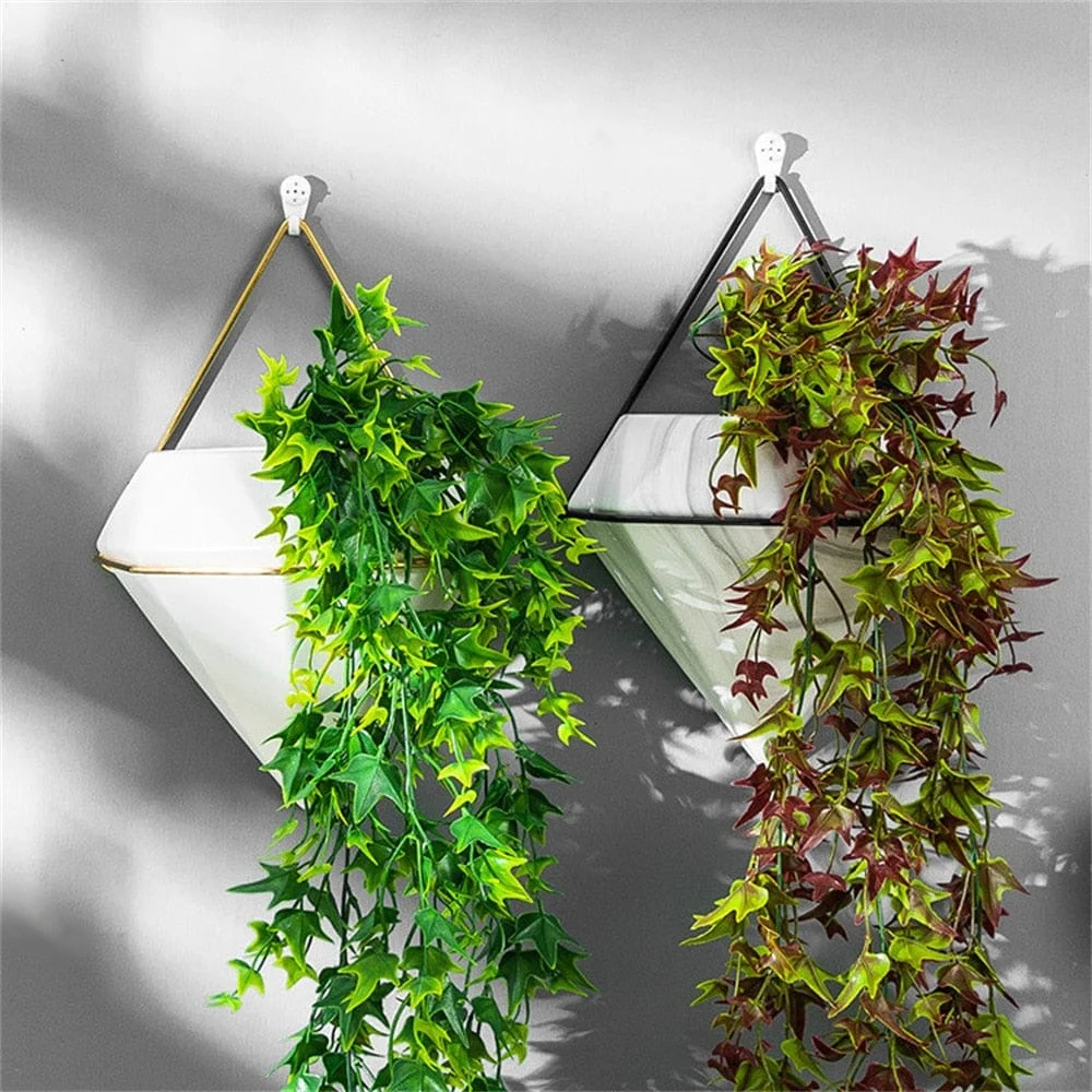 Hanging Triangle Pot -  - #tag1#