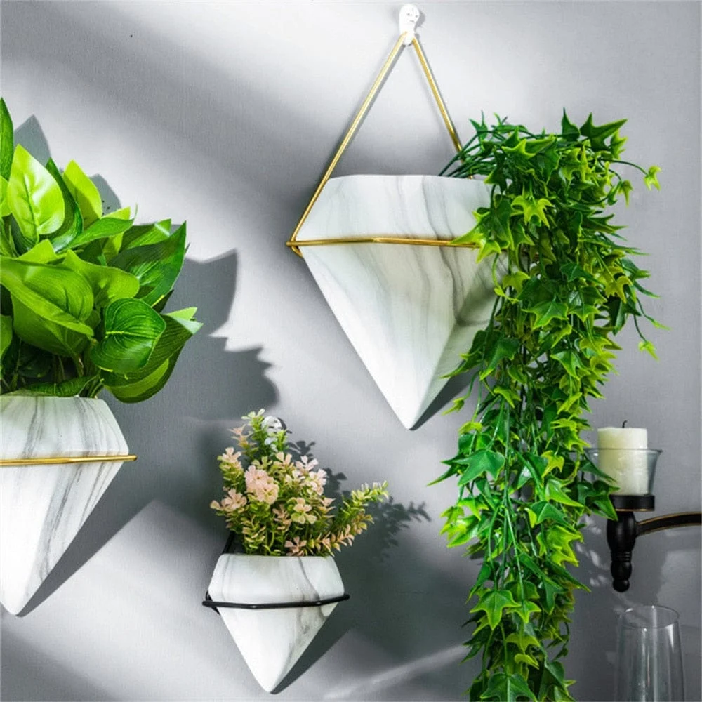 Hanging Triangle Pot -  - #tag1#