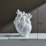 Heart-shaped_Vase_Nice_vase_for_flowers_and_plumes_-_-_tag1_-4271069 Heart shaped Vase Nice vase for flowers and plumes tag1