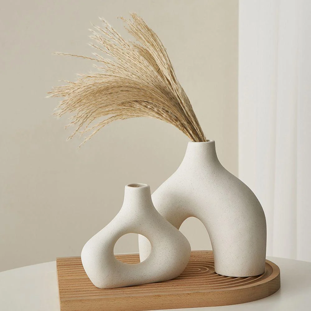 Hollow ceramic vase set -