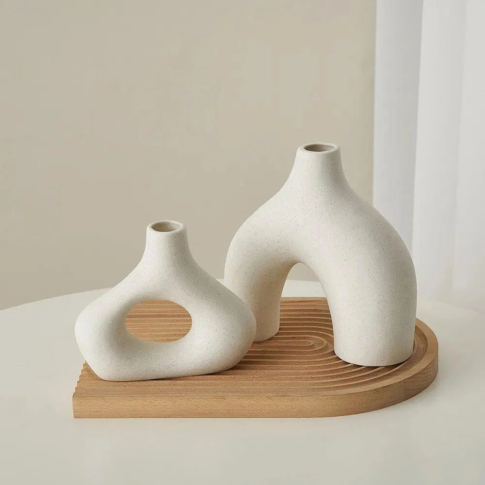 Hollow ceramic vase set -