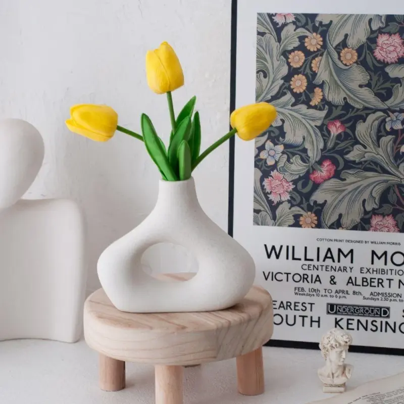 Hollow ceramic vase set