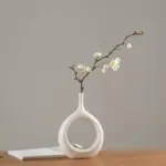 Hollowed Vase tag1