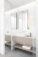 Homeko Clear Glass Wall Lamp