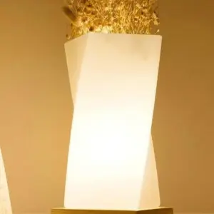 Homeko - Modern Twist Desk Lamp - 