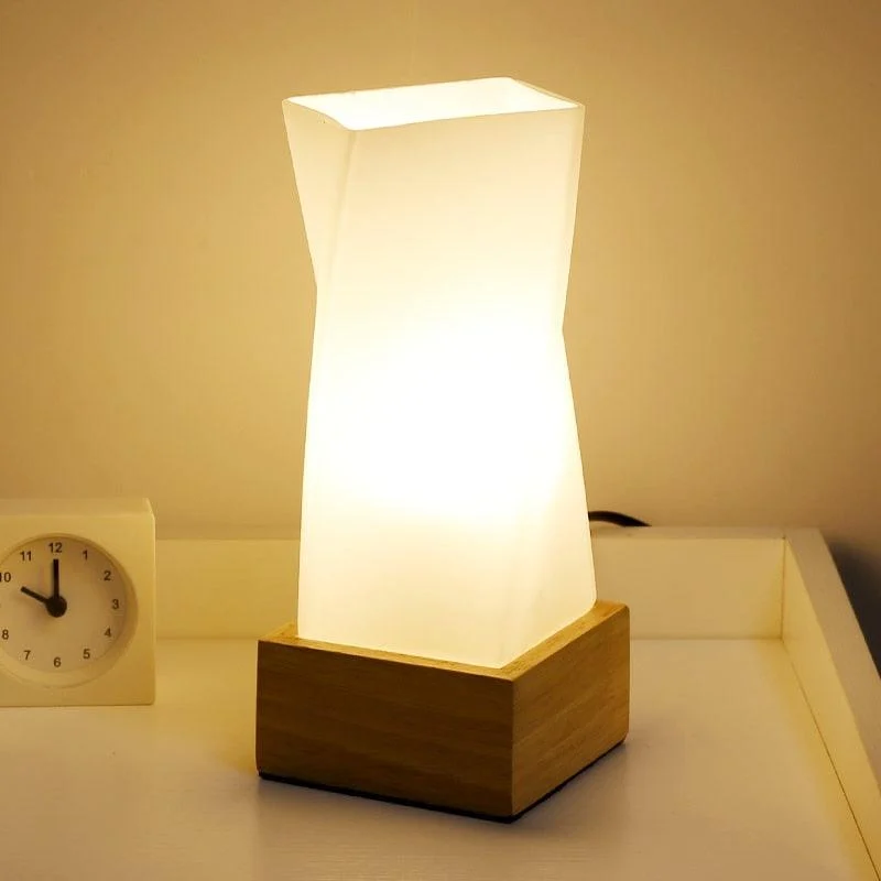 Homeko - Modern Twist Desk Lamp -