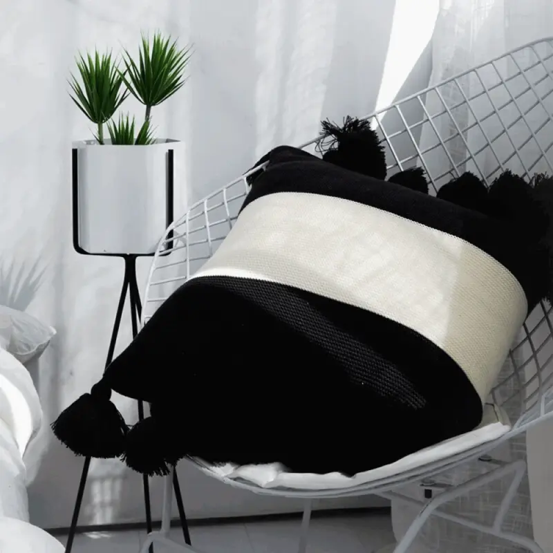 Homeko Bold Stripe Knitted Pillow Cover
