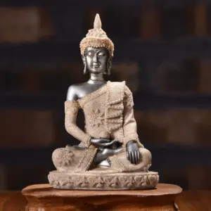 Homeko Buddha Statue