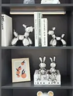 Homeko Bunny Love Statue Shelf Decor