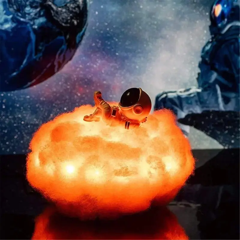 Homeko Cloud Astronaut Lamp