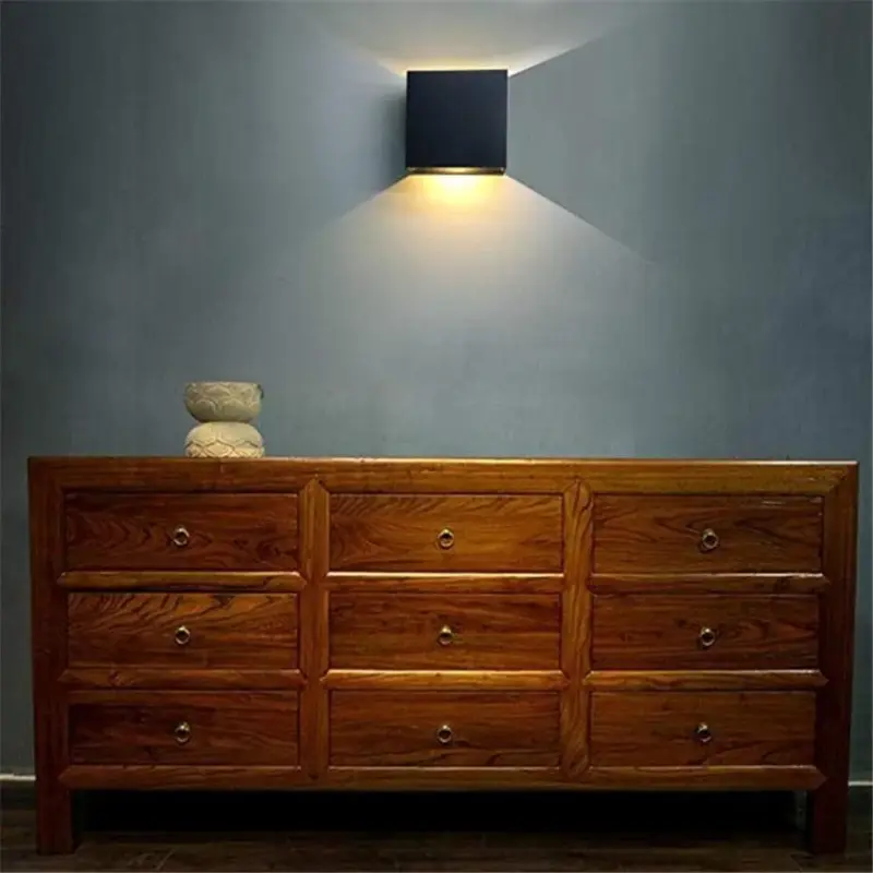 Homeko Cube Wall Mounted Light