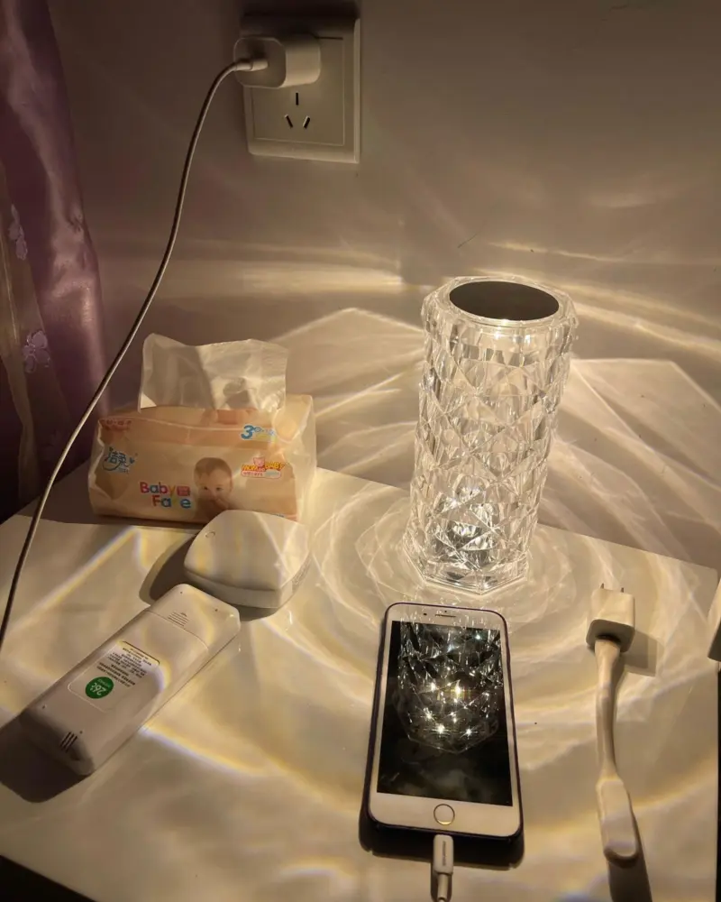 Homeko Cut Table Lamp