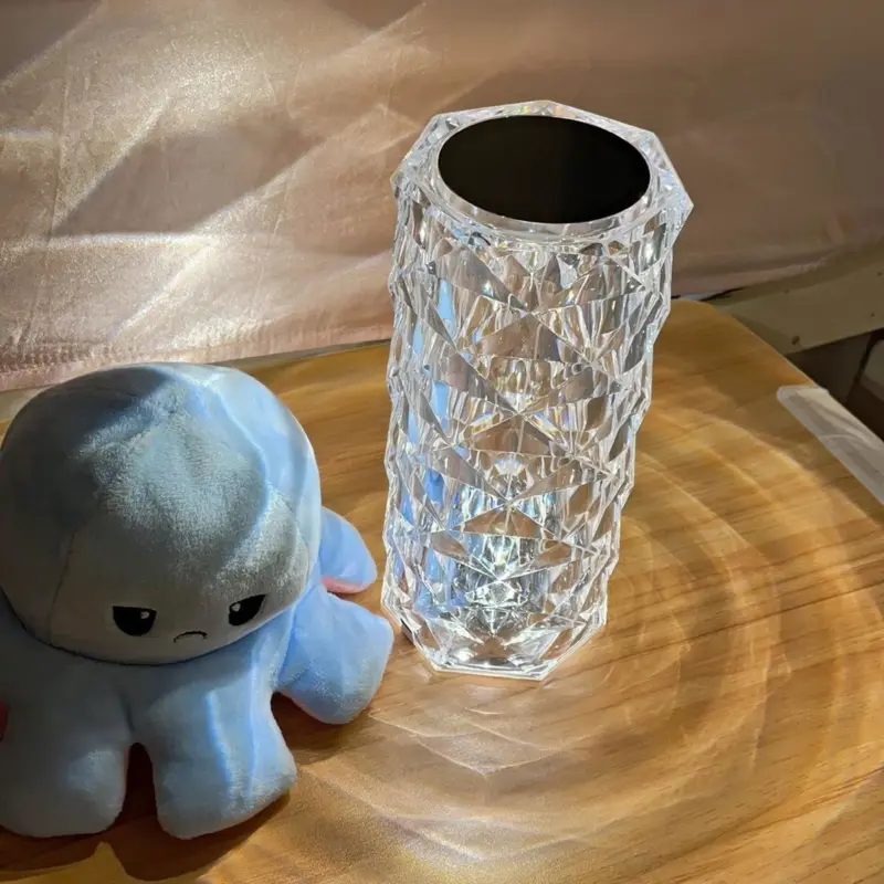Homeko Cut Table Lamp