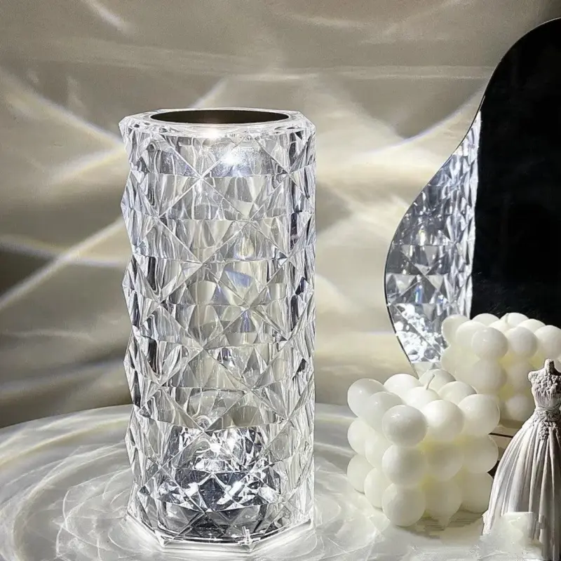 Homeko Cut Table Lamp