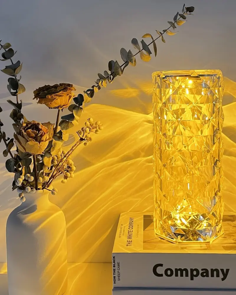 Homeko Cut Table Lamp